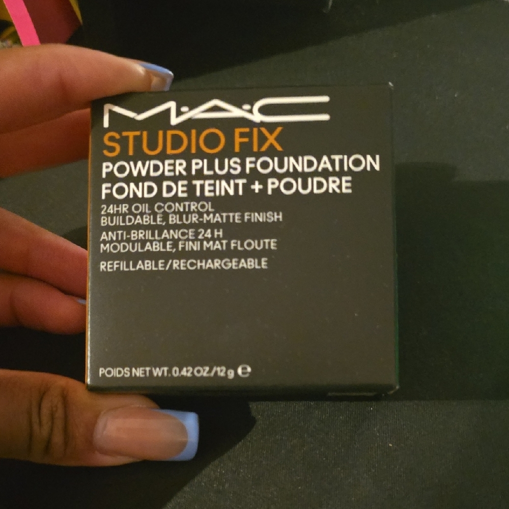 MAC Cosmetics Studio Fix Powder Plus Foundation Compact